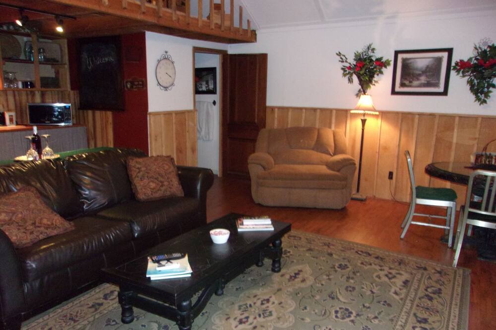 Photo of Livingroom in Sparta