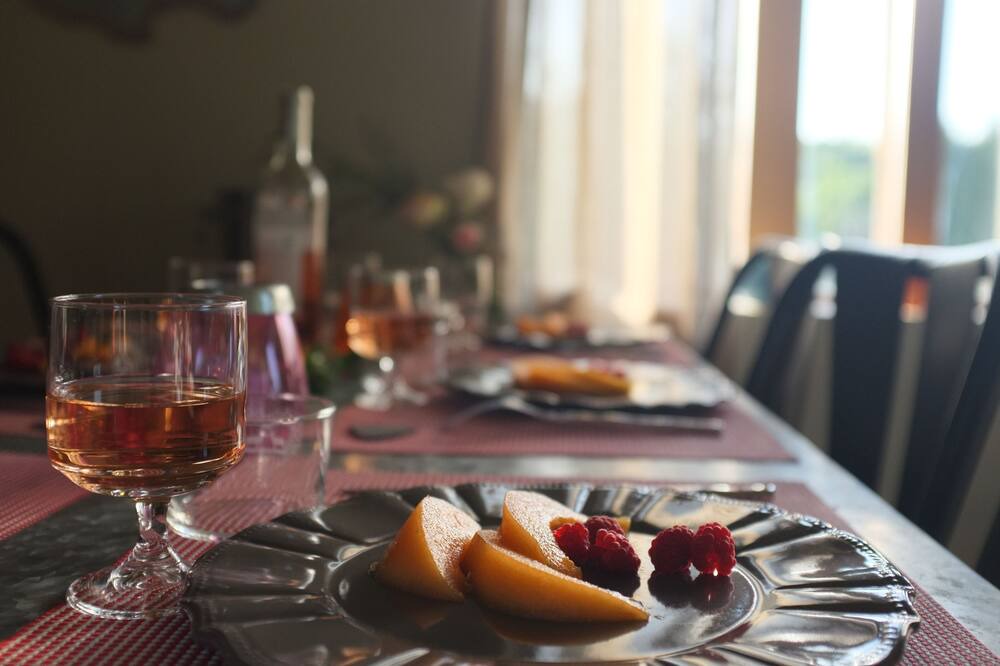 Photo of Kitchen in Fatouville-Grestain