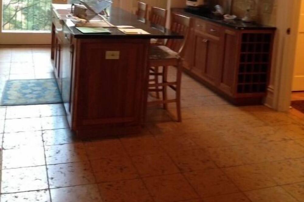 Photo of Others in Carroll Gardens