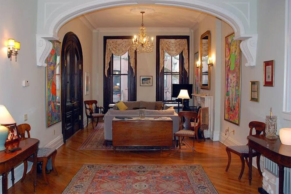 Photo of Others in Carroll Gardens