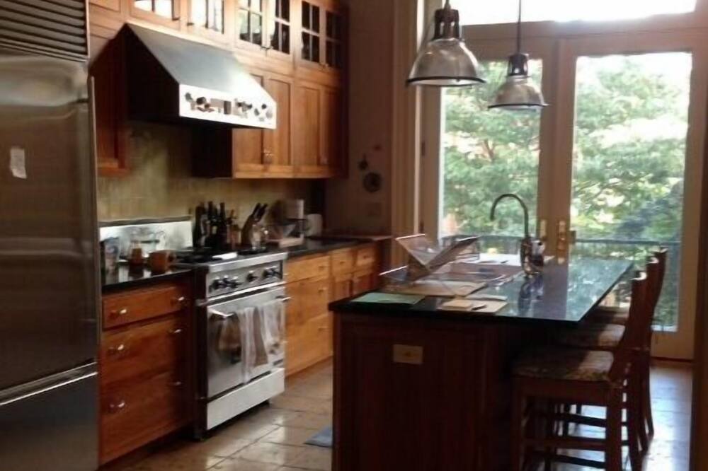 Photo of Kitchen in Carroll Gardens