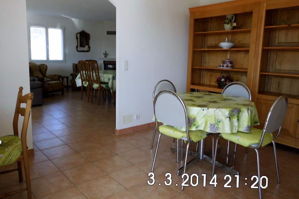 Photo of Livingroom in Saint-Bres