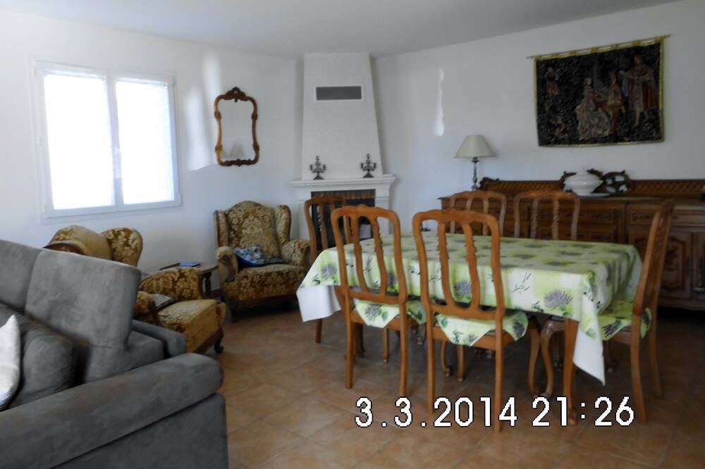 Photo of Livingroom in Saint-Bres
