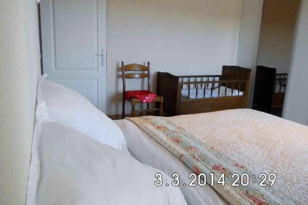 Photo of Bedroom in Saint-Bres