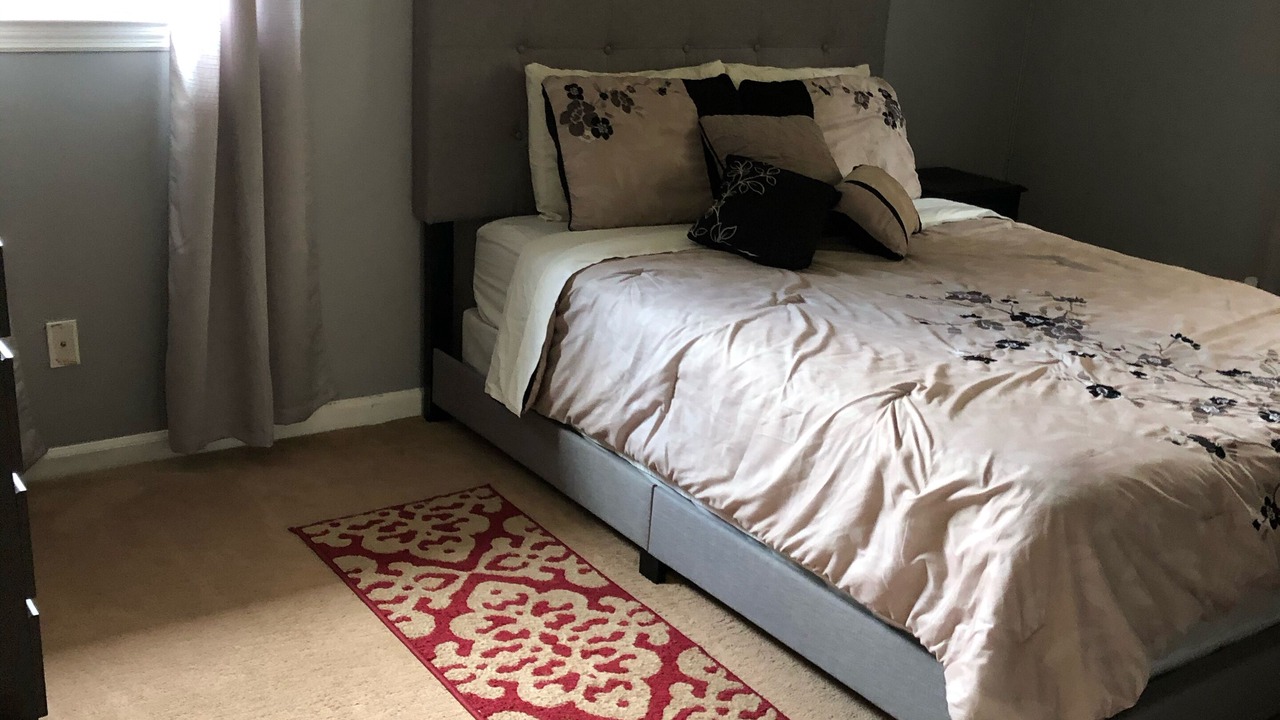 Photo of Others in Leslie Estates