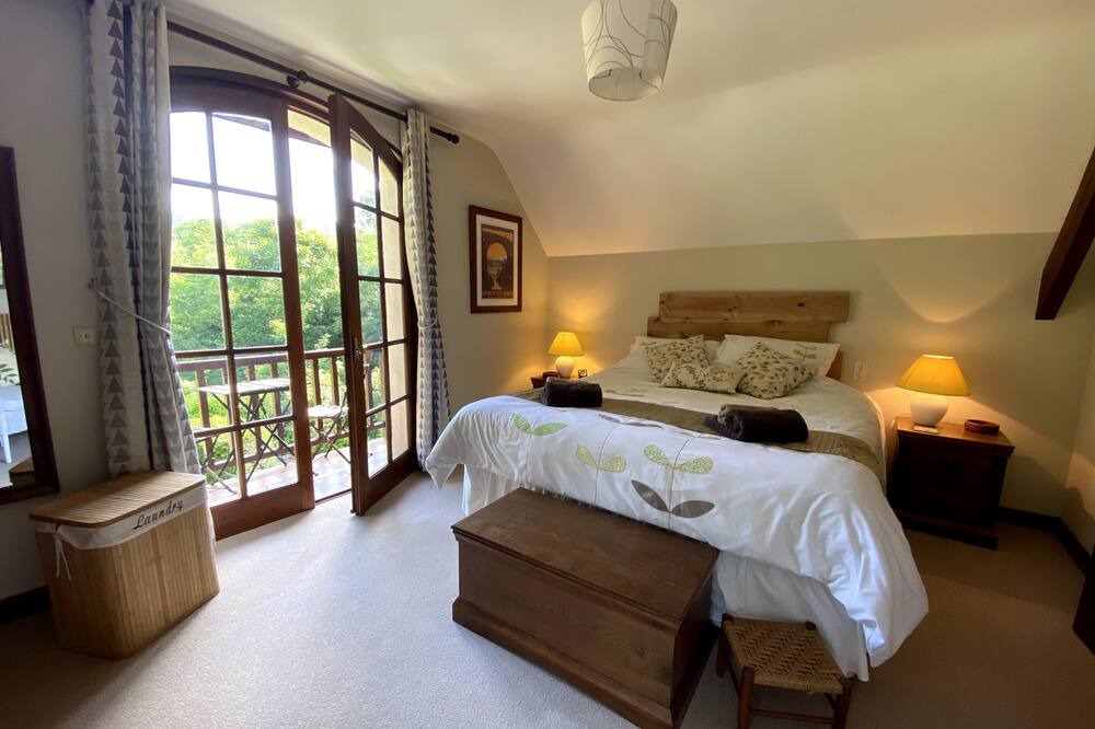Photo of Bedroom in Pouzac