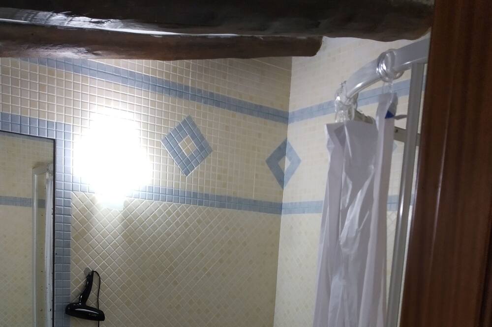 Photo of Bathroom in Bisimbre