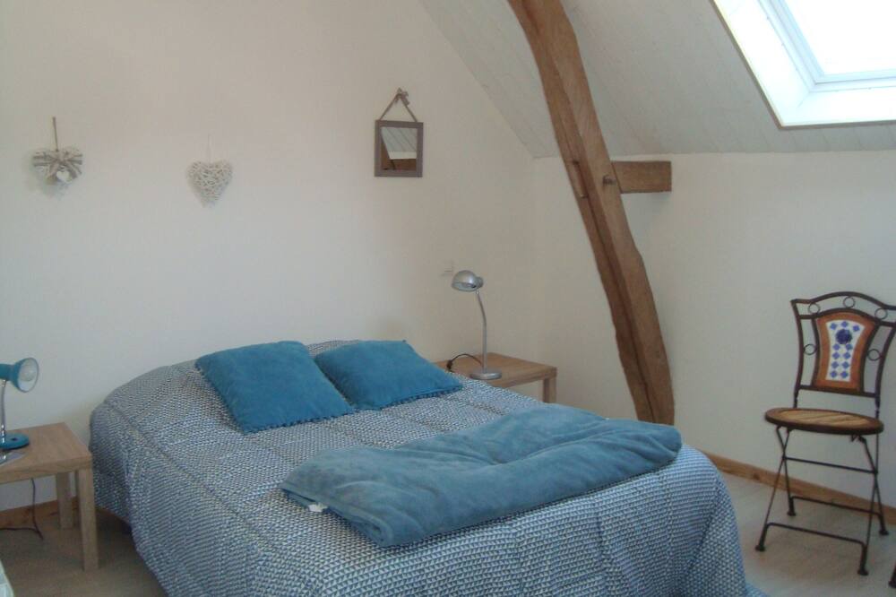Photo of Bedroom in Vernantes