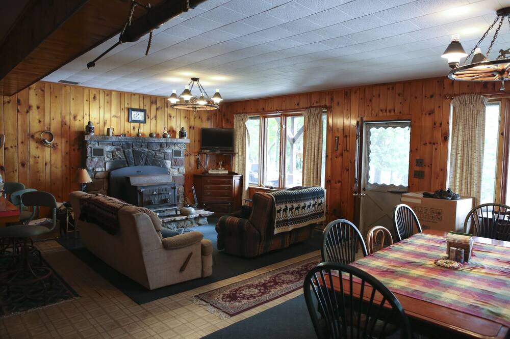 Photo of Bedroom in Saranac Lake