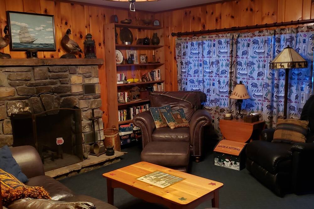 Photo of Bedroom in Saranac Lake
