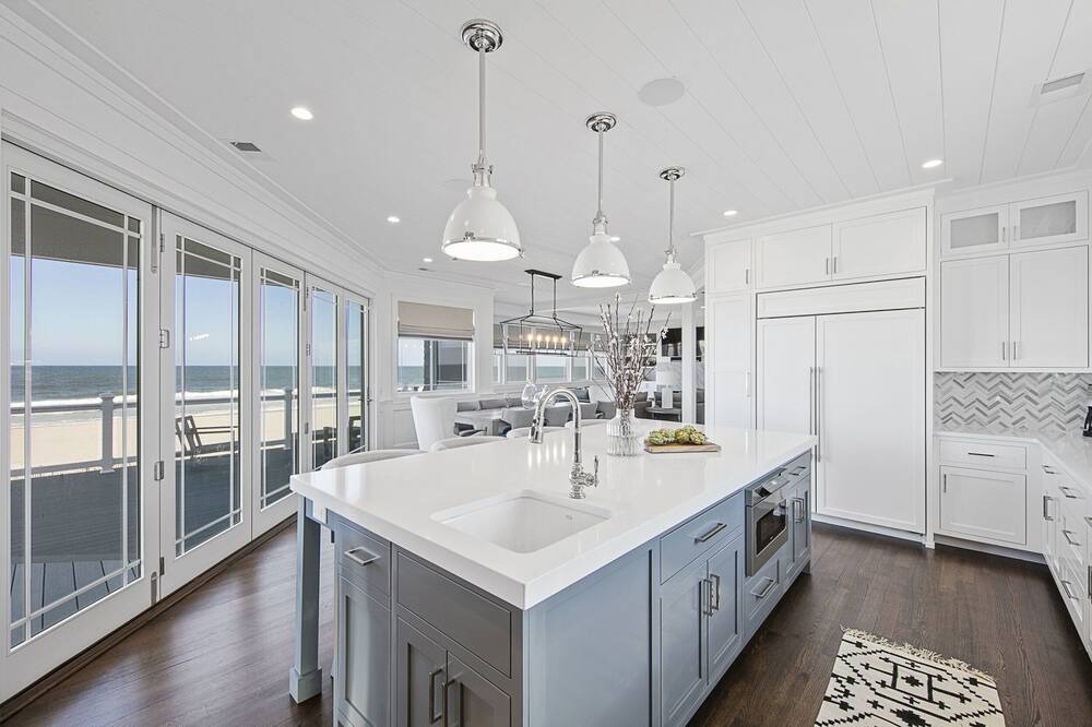 Photo of Others in Loveladies