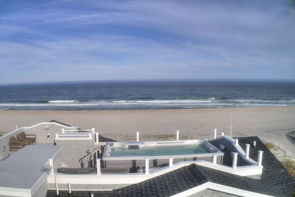 Photo of Others in Loveladies