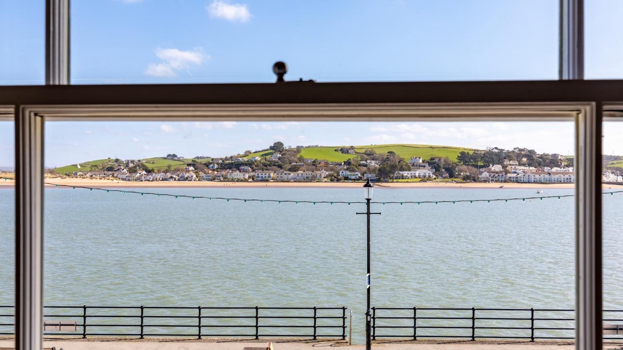 Photo of Others in Appledore