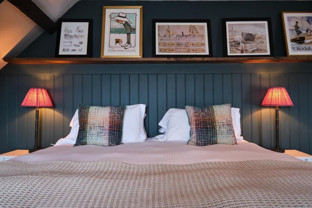 Photo of Others in Appledore