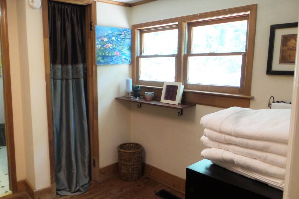 Photo of Bedroom in Bogart