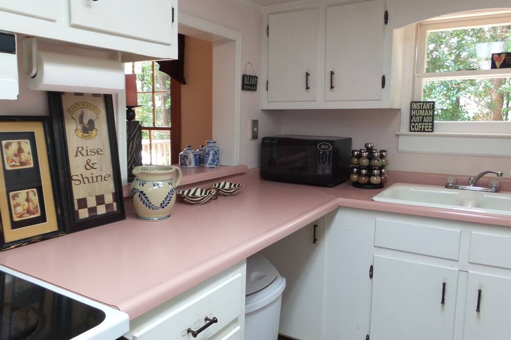 Photo of Kitchen in Bogart