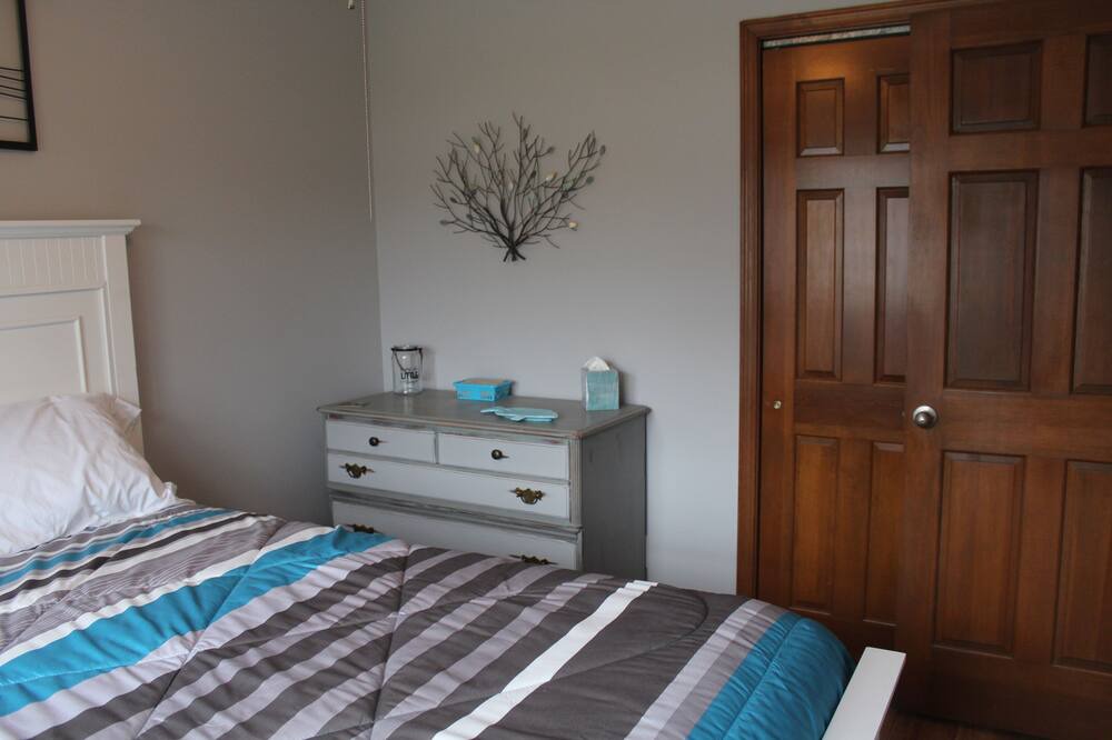 Photo of Bedroom in Cedar Lake