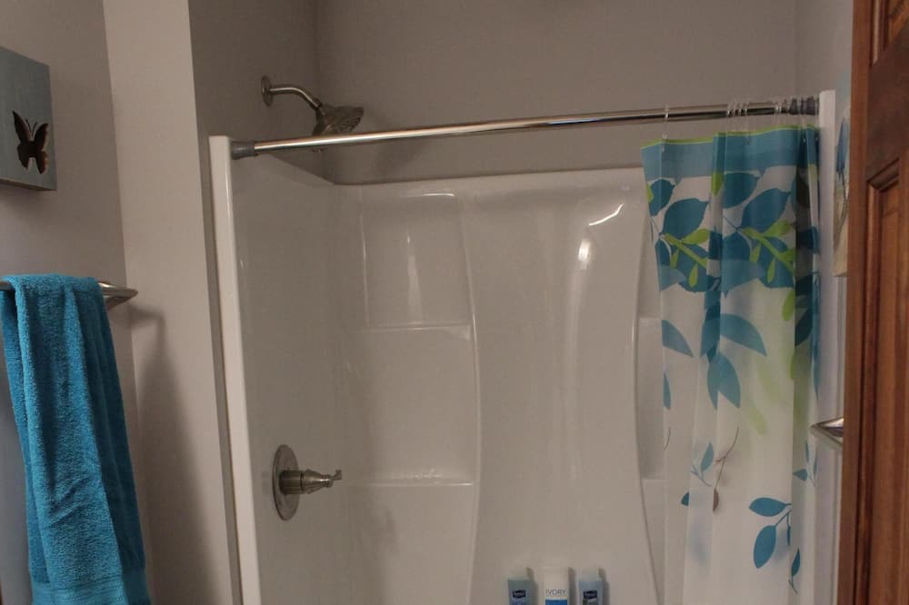Photo of Bathroom in Cedar Lake