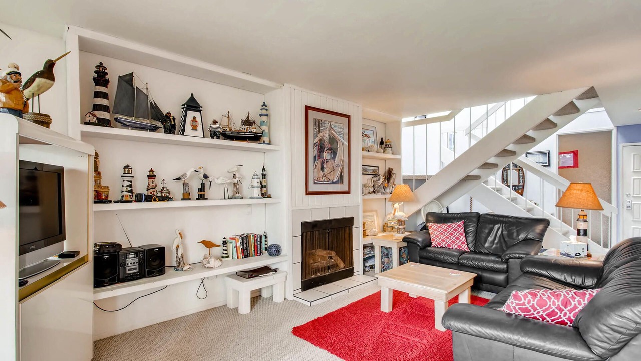 Photo of Livingroom in Solana Beach