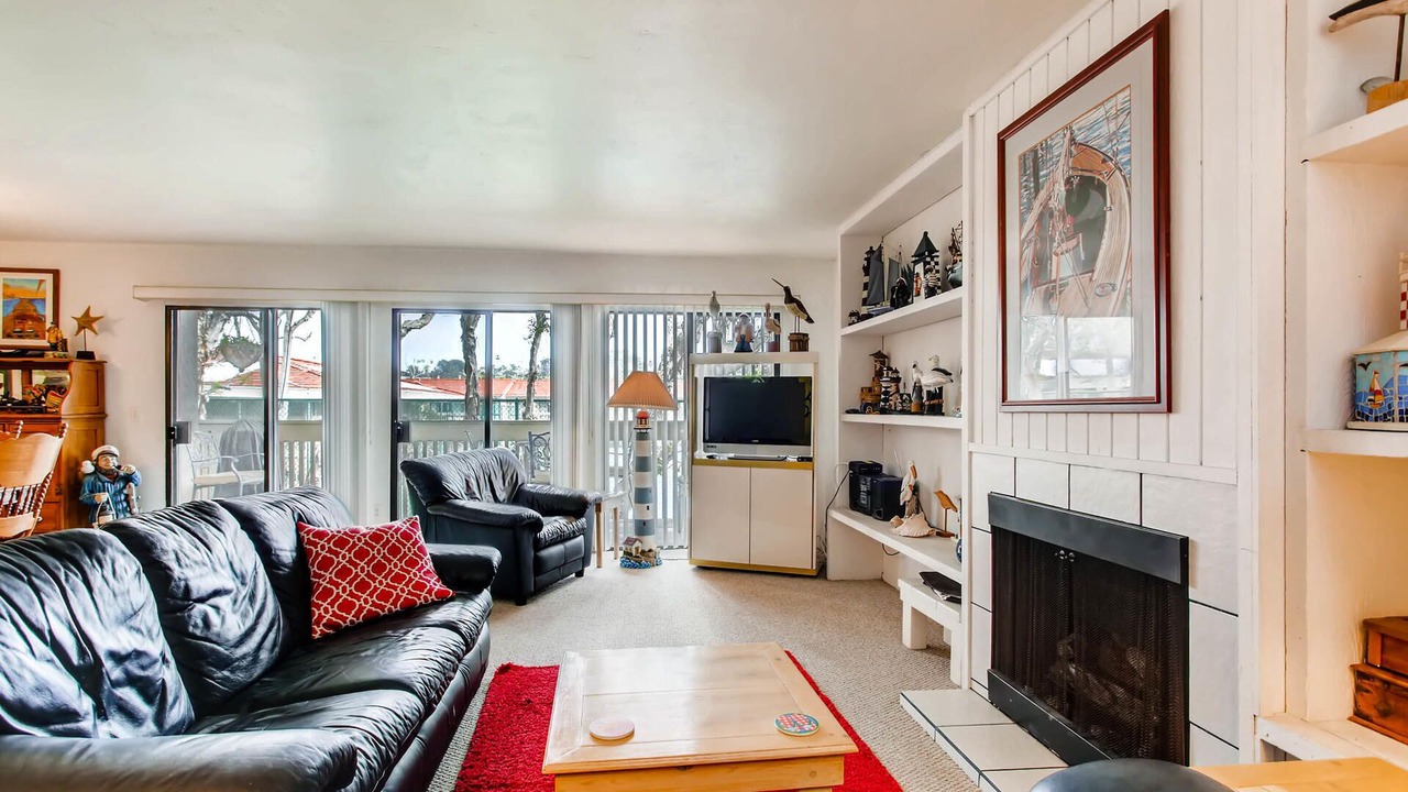 Photo of Livingroom in Solana Beach