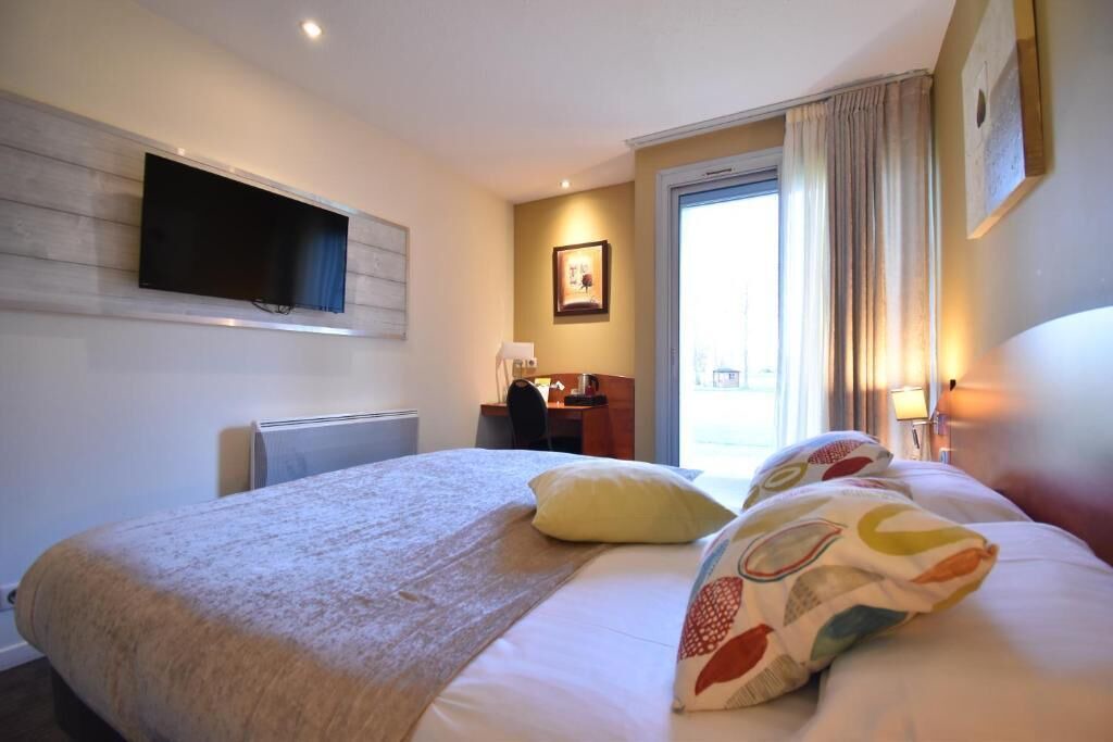 Photo of Bedroom in Limoges