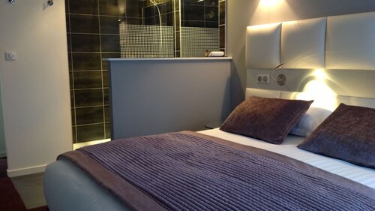 Photo of Bedroom in Limoges