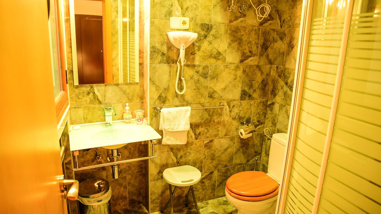 Photo of Bathroom in Plasencia