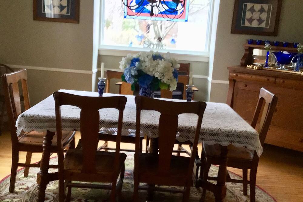 Photo of Bedroom in Defiance
