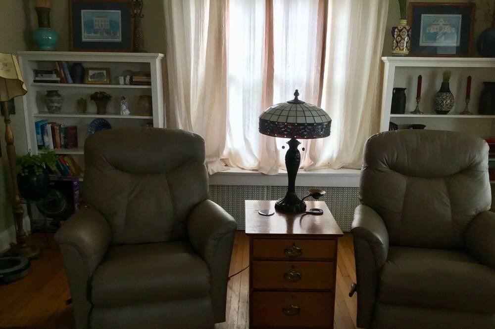 Photo of Livingroom in Defiance