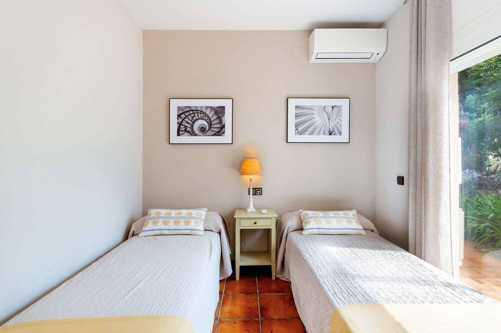 Photo of Bedroom in Bonmont Terres Noves
