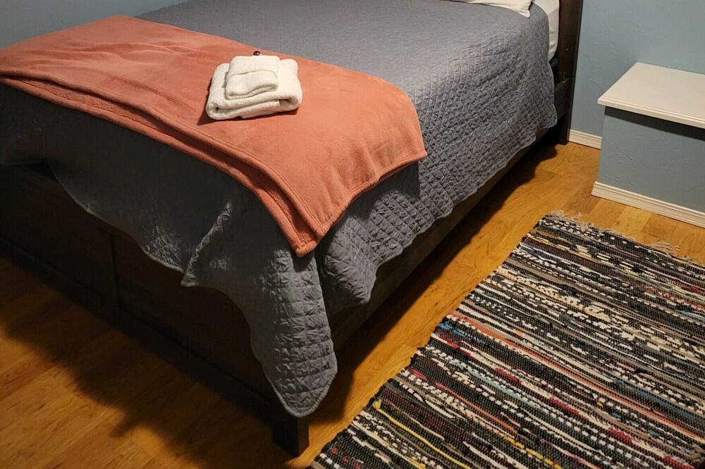 Photo of Bedroom in Green Bay
