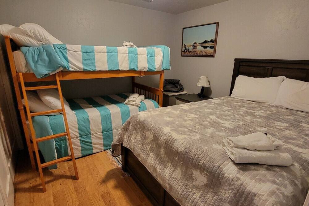 Photo of Bedroom in Green Bay
