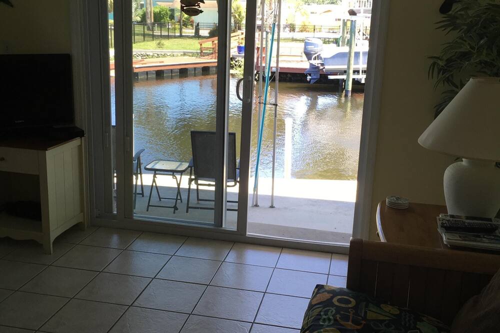 Photo of Bedroom in Homosassa