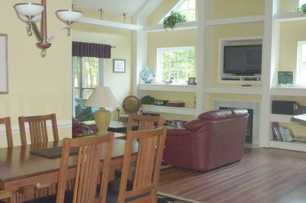 Photo of Bedroom in Cape Charles