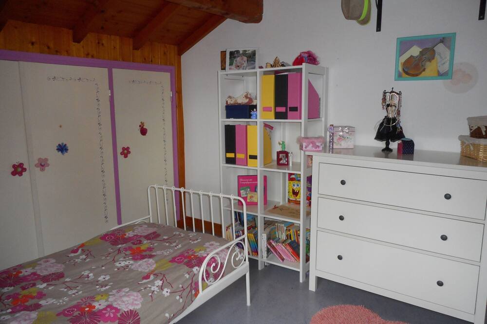 Photo of Bedroom in Charchilla