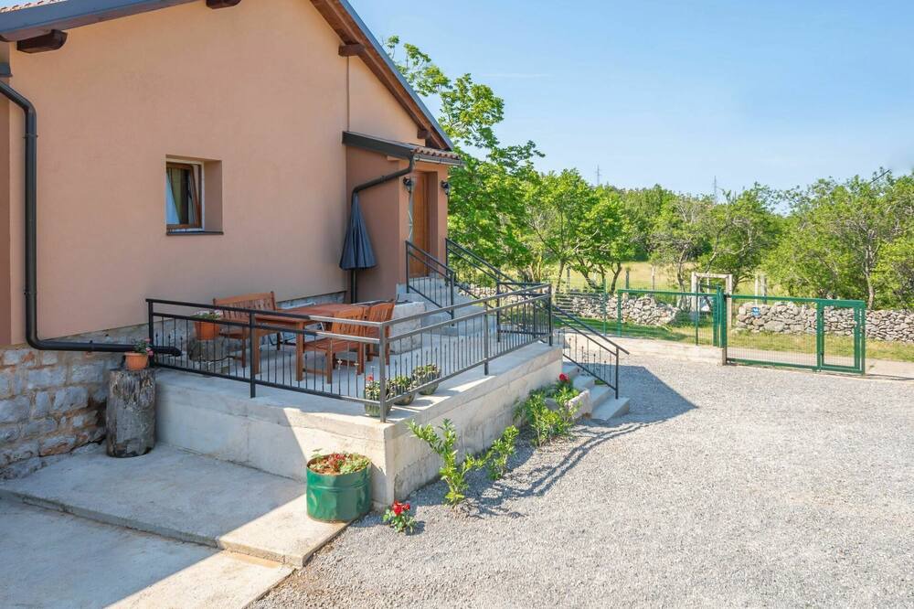 Photo of Others in Vratarusa
