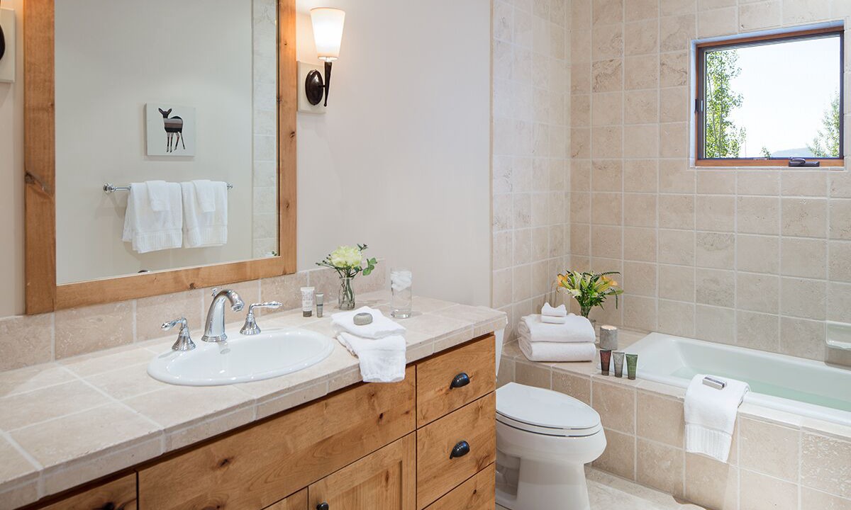 Photo of Bathroom in Granite Ridge