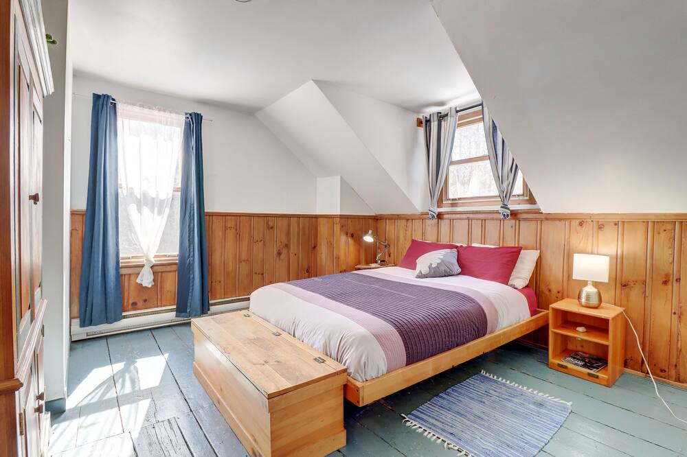 Photo of Bedroom in Hatley