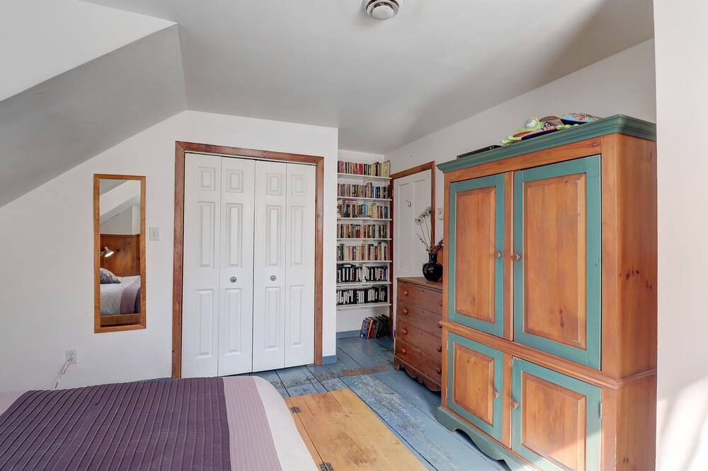 Photo of Bedroom in Hatley