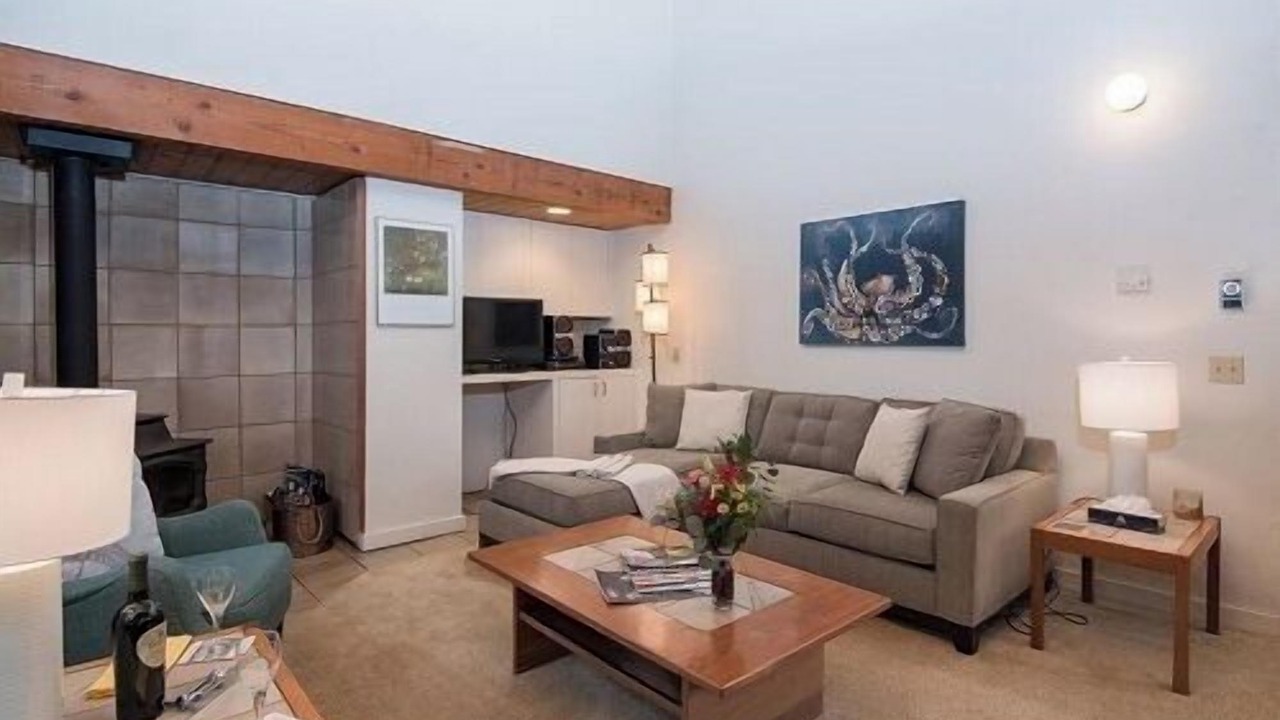 Photo of Livingroom in Sea Ranch