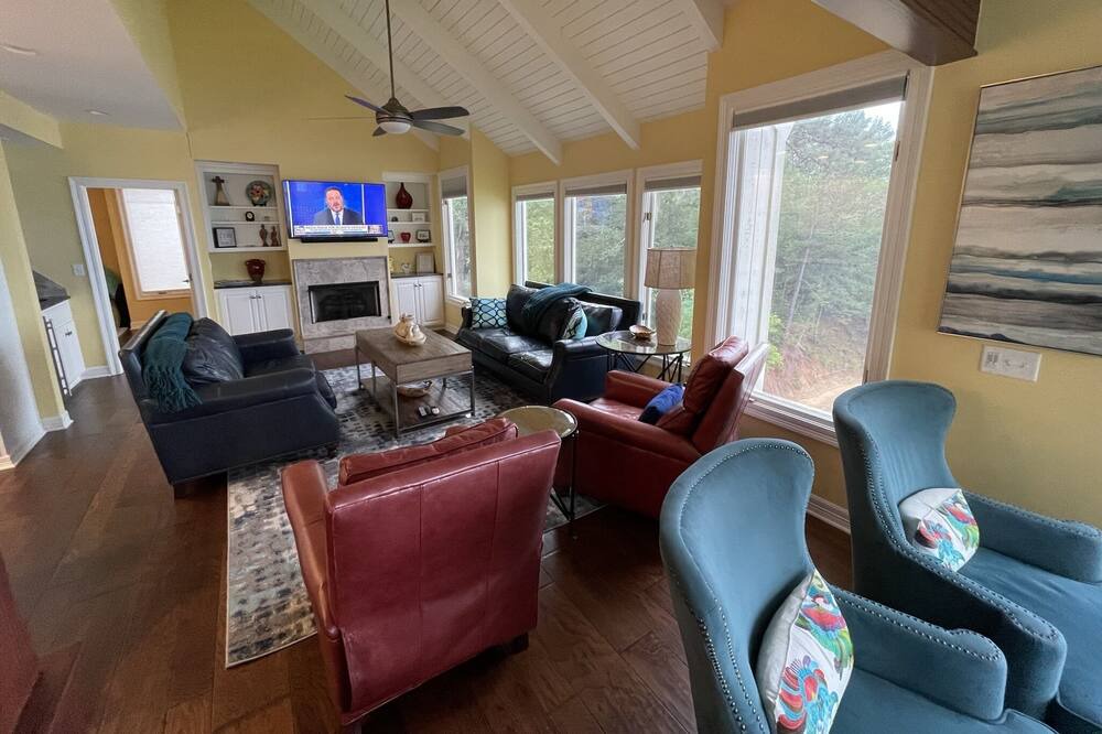 Photo of Livingroom in Negreet
