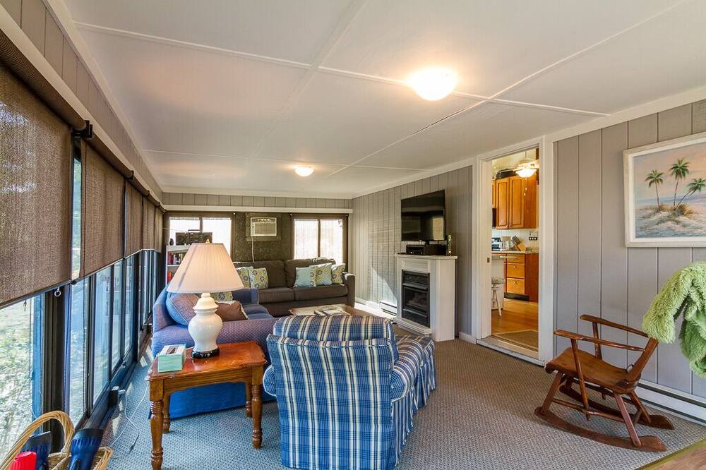 Photo of Livingroom in Broadkill Beach