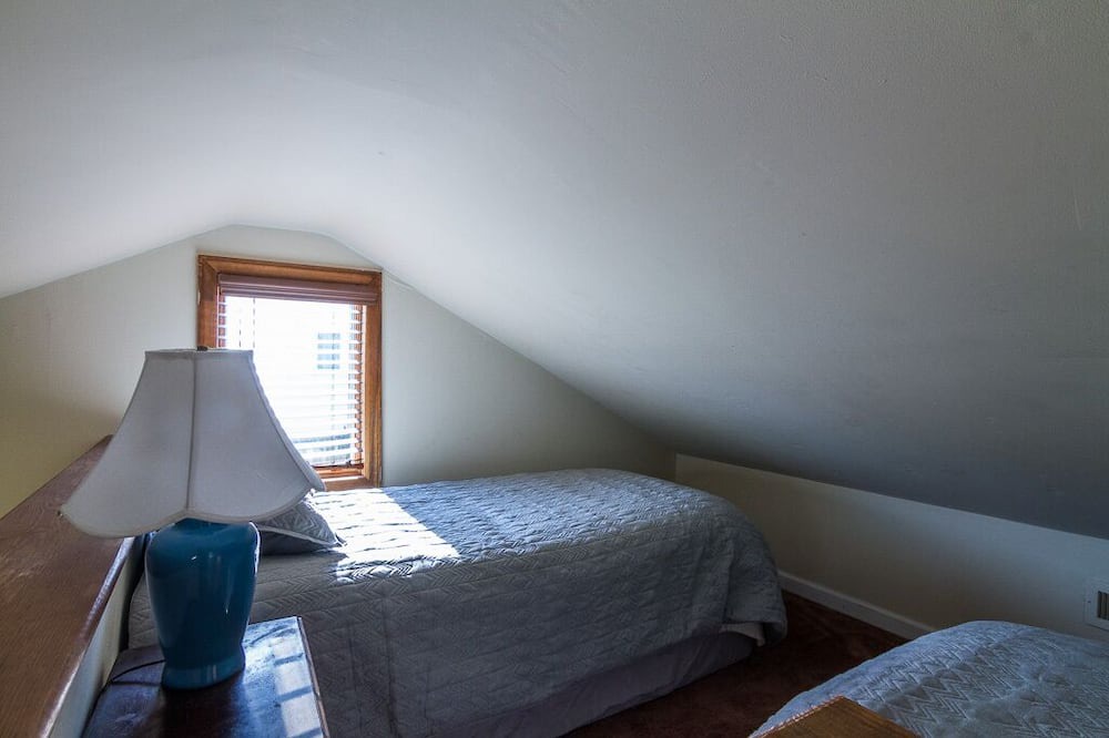 Photo of Bedroom in Broadkill Beach