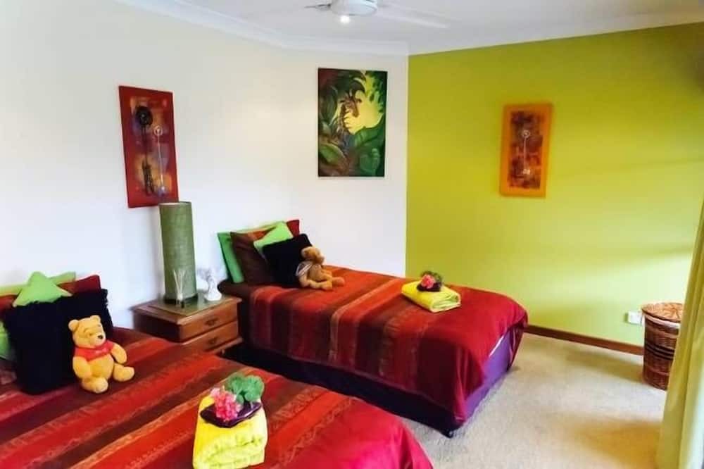 Photo of Bedroom in Tallebudgera Valley