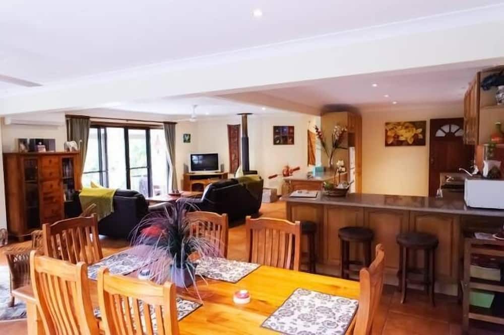 Photo of Others in Tallebudgera Valley