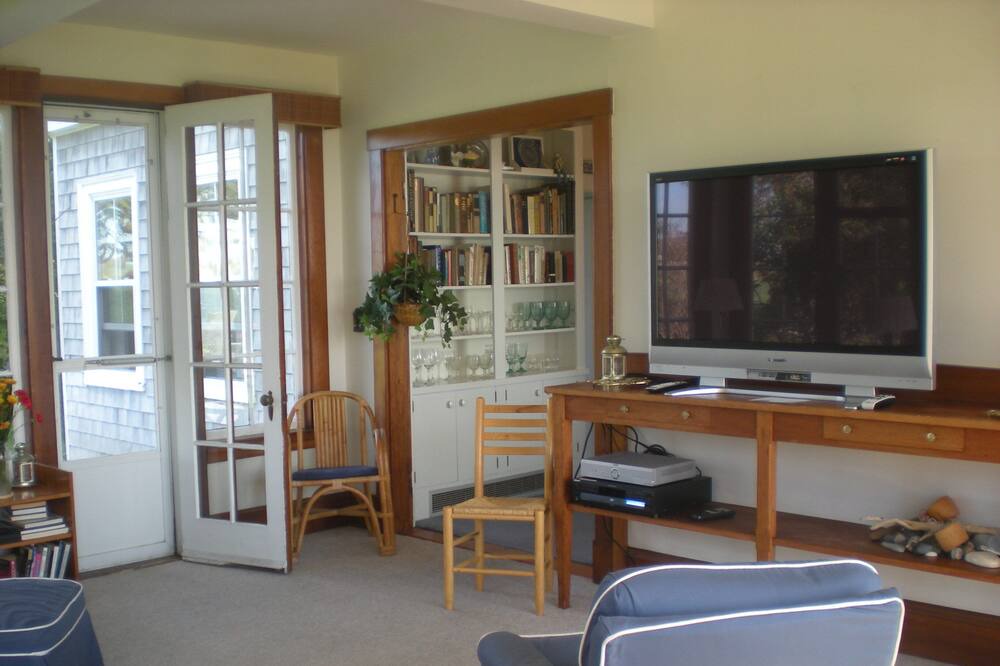 Photo of Bedroom in Biddeford Pool