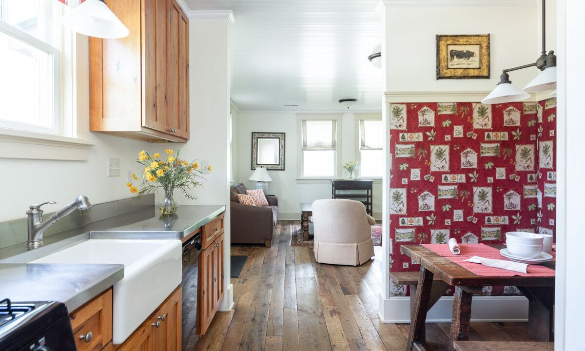 Photo of Livingroom in Warm Springs