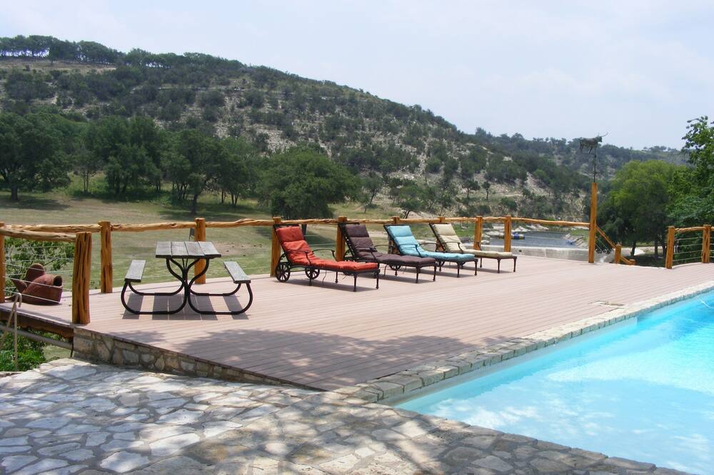 Photo of Outdoor in Dripping Springs