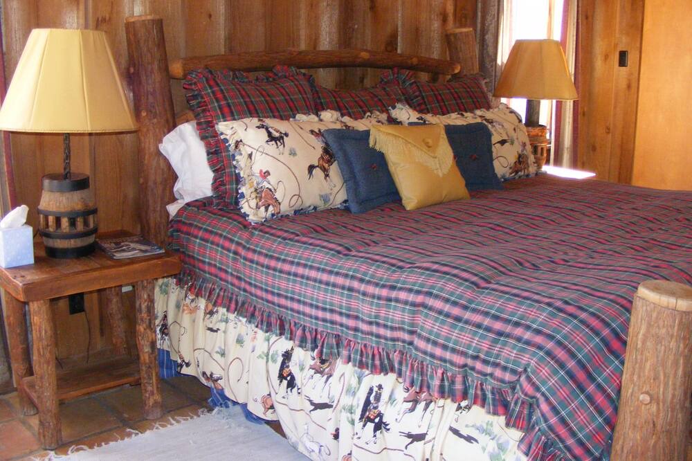 Photo of Bedroom in Dripping Springs