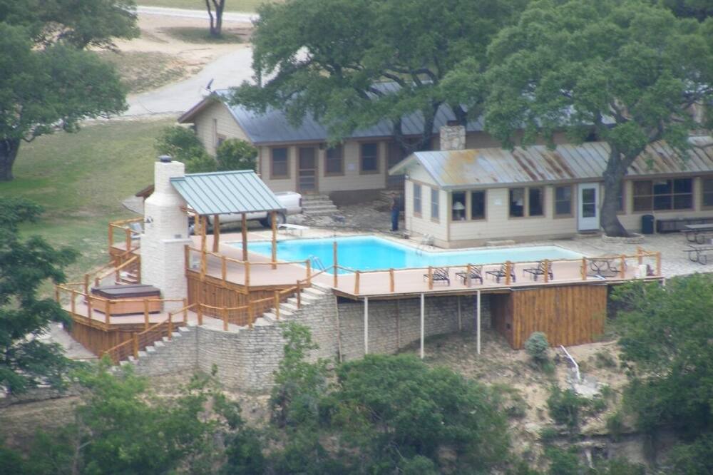 Photo of Livingroom in Dripping Springs